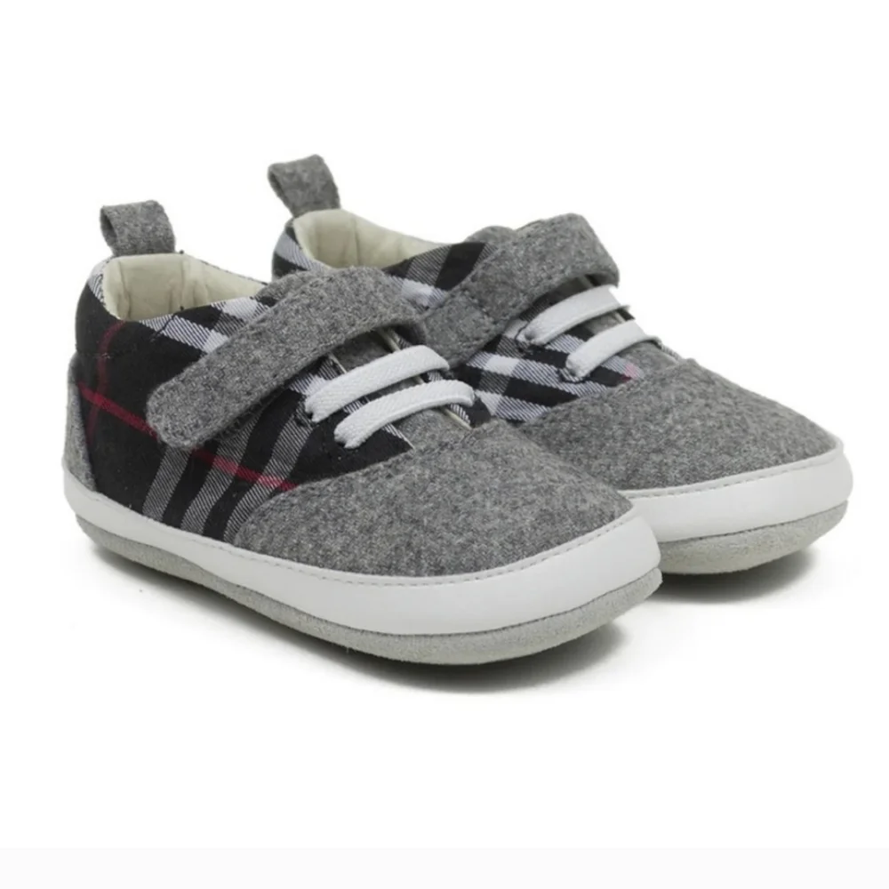Robeez First Kicks Plaid Baby Shoes 6-9 Months